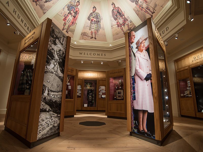 KAUFMANN EXHIBITION HALL 3